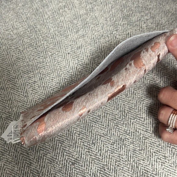 Real leather cow hide wallet 4x8 size brand new - Picture 3 of 3